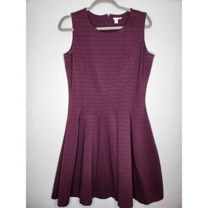 Halogen Pleated Mini Dress Med Burgandy‎